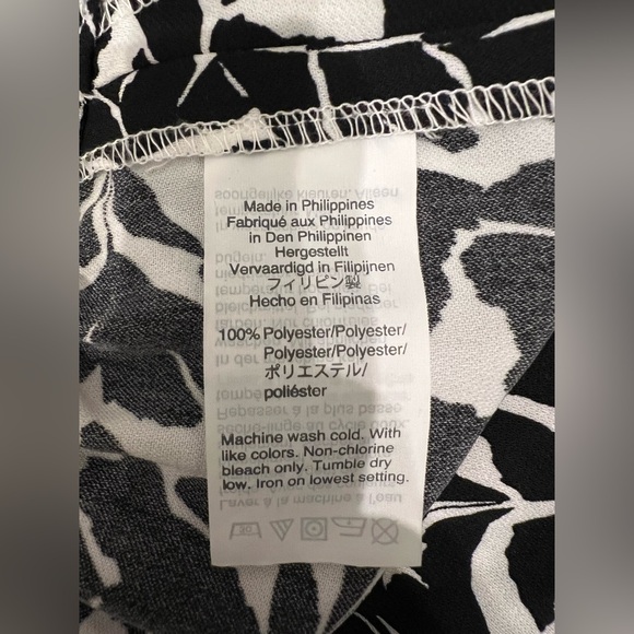NWOT J. Crew B&W Palm Print Faux Wrap Pull-On Skirt, size XS - Picture 7 of 8